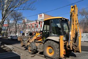 Улицы Академика Королёва и Марии Максаковой ремонтируют в рамках нацпроекта