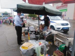 В Советском районе продолжаются рейды по незаконной торговле