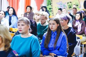 В Астрахани прошло общегородское родительское собрание