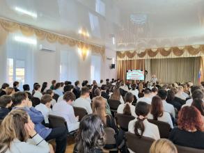 В Астраханских школах проходят классные часы по предотвращению правонарушений