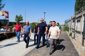 Ход работ на Комсомольской набережной оценил Губернатор Астраханской области