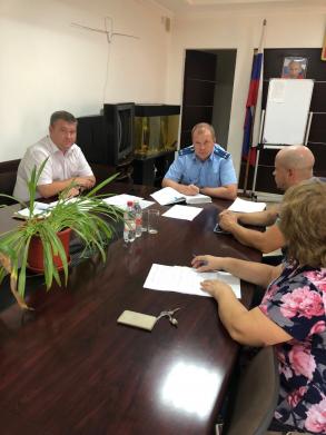 Прокурор Ленинского района города Астрахани совместно с главой администрации района провели прием граждан