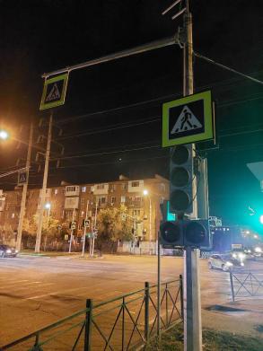 Администрация Астрахани установила «умные» светофоры на десяти перекрестках города