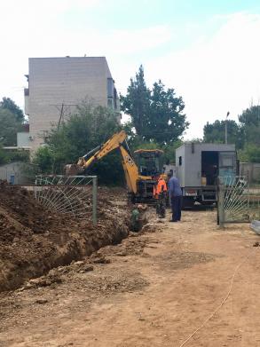 Для улучшения водоснабжения в микрорайоне 3-й Интернационал прокладывают вторую линию водовода