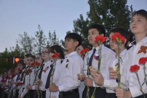 В городской школе прошла линейка "Сквозь время: одной судьбой, одной Победой"