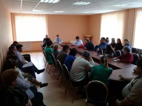 24.04.2019 Администрацией Трусовского района совместно с ОП 3 УМВД России по городу Астрахани провели совещание с УК,ТСЖ,НУ.