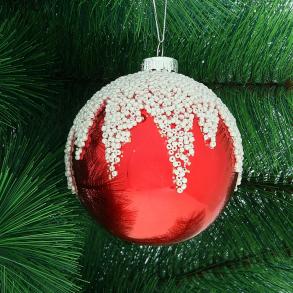 В Астрахани запускают акцию «Праздник к нам приходит»