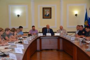 Астрахань готовится к празднованию 1 сентября и Дня города