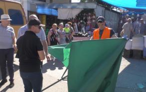 На Больших Исадах и набережной провели рейд по незаконной торговле