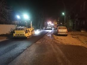 В Астрахани ремонтируют 16 дорог