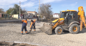 На улице Богдана Хмельницкого впервые обустраивают разворотное кольцо