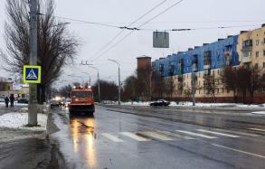 На улицах города работает спецтехника