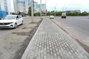 Тротуар на Набережной Приволжского затона отремонтировали по нацпроекту 