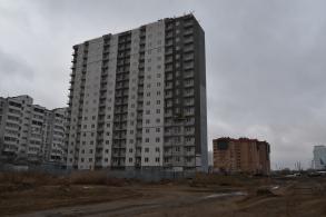 В доме для переселенцев в микрорайоне Бабаевского идут отделочные работы 