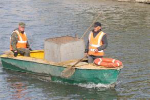 Астраханские каналы готовятся к зиме 