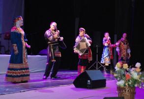 День пожилого человека отметили концертом