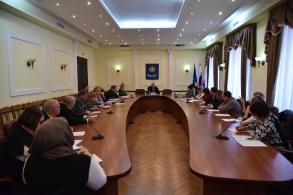 В администрации города обсудили проблемы людей с ограниченными возможностями