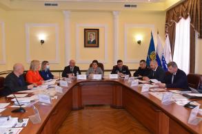 В Астрахани проверяют места с массовым пребыванием людей