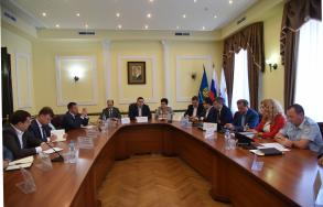 В Астрахани провели совещание по реализации нацпроекта  