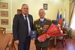 Михаил Щепихин удостоен награды «За гражданские заслуги»