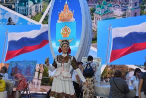 На ВДНХ сегодня выступают лучшие астраханские солисты и коллективы