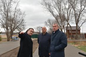 Глава региона Сергей Морозов и руководитель горадминистрации Радик Харисов провели рейд по Трусовскому району