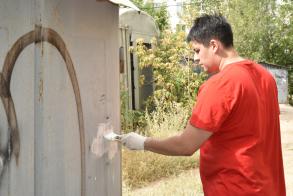 Более 2000 надписей с рекламой наркотиков уничтожено с начала года