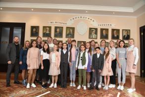 Администрация города будет развивать талант юных КВНщиков