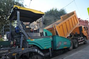 К майским праздникам ремонтные работы проведут на сотне городских дорог