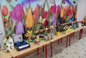 Среди дошкольных учреждений Астрахани проведен конкурс  поделок  «В мире нет  вещей ненужных» 