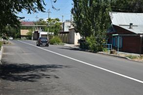 В переулке Никитинский отремонтировали дорогу и тротуар