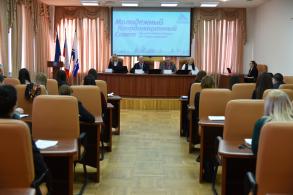 С астраханской молодежью обсудили приоритетные городские проекты