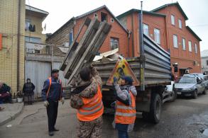 Администрация города продолжает борьбу с незаконной торговлей в Кировском районе