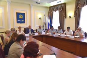 За 2018 год с фасадов убрали более 4 тысяч рекламных объявлений о продаже наркотических веществ