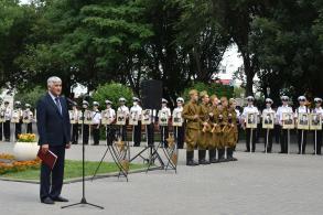 В Братском саду прошла «Линейка памяти и скорби»