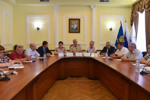 Астраханские коммунальные службы пополнятся новой спецтехникой