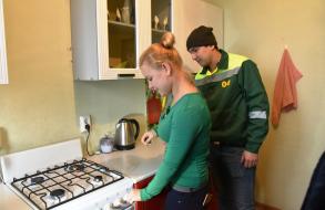 Жителям десятиэтажки на Бабаевского дали газ