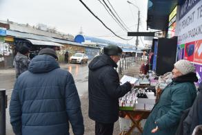 На Больших Исадах провели рейд по незаконной торговле