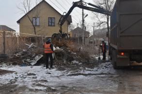 С улиц Астрахани вывезли больше 42 тысяч тонн мусора