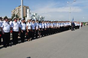 Астраханцы отмечают День Военно-морского флота