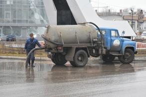 Коммунальные службы устраняют последствия непогоды