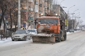 На уборке снега задействованы более 40 единиц техники 