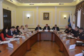 Вопросы безопасности на январских выходных обсудили в Астрахани