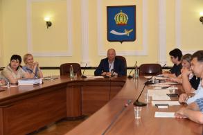 45 школ и детских садов Астрахани боролись за гранты