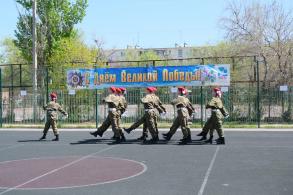 Команда школы №37 победила в городском конкурсе-смотре строя и песни