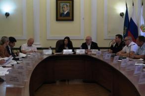 Обеспечение безопасности детей в летний период обсудили в администрации Астрахани