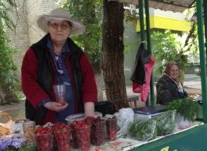 «Зеленые ряды» и выездная торговля – для астраханцев