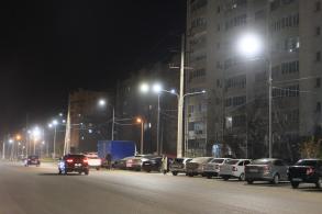 Администрация Астрахани продолжает работу по строительству сетей освещения