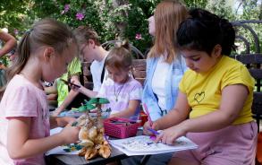 В Морском и Братском садах летом будут работать творческие площадки для детей