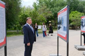 В областном центре открылась фотовыставка, посвященная празднованию Дня Победы в Астрахани с 1945 года по наши дни